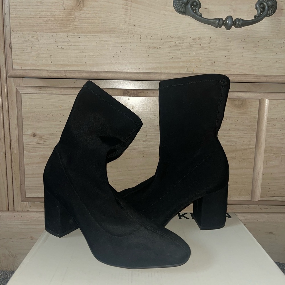 Black boot heels